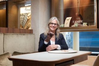 Verkaufsberater Uhren und Schmuck (m/w/d)